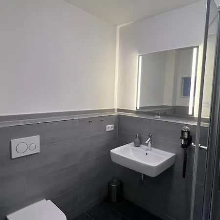 Hotel Damme מלון דאמה