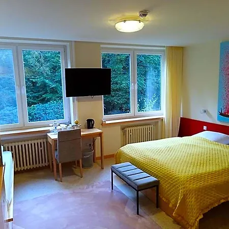 Hotel Damme דאמה